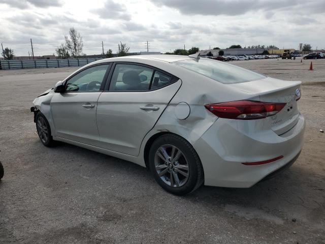 Photo 1 VIN: 5NPD84LF5HH010698 - HYUNDAI ELANTRA SE 