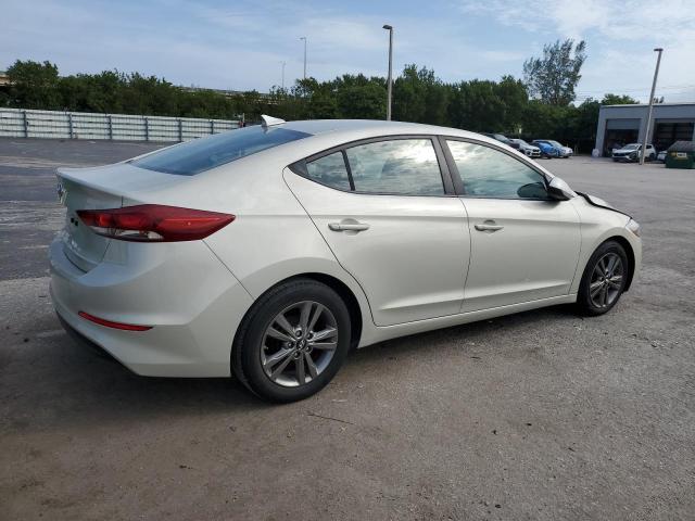 Photo 2 VIN: 5NPD84LF5HH010698 - HYUNDAI ELANTRA SE 