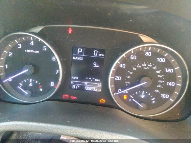 Photo 6 VIN: 5NPD84LF5HH011818 - HYUNDAI ELANTRA 