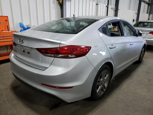 Photo 3 VIN: 5NPD84LF5HH013665 - HYUNDAI ELANTRA SE 