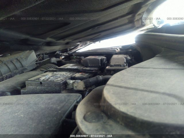 Photo 9 VIN: 5NPD84LF5HH014833 - HYUNDAI ELANTRA 