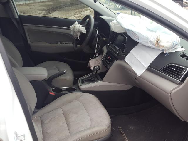 Photo 4 VIN: 5NPD84LF5HH040347 - HYUNDAI ELANTRA SE 