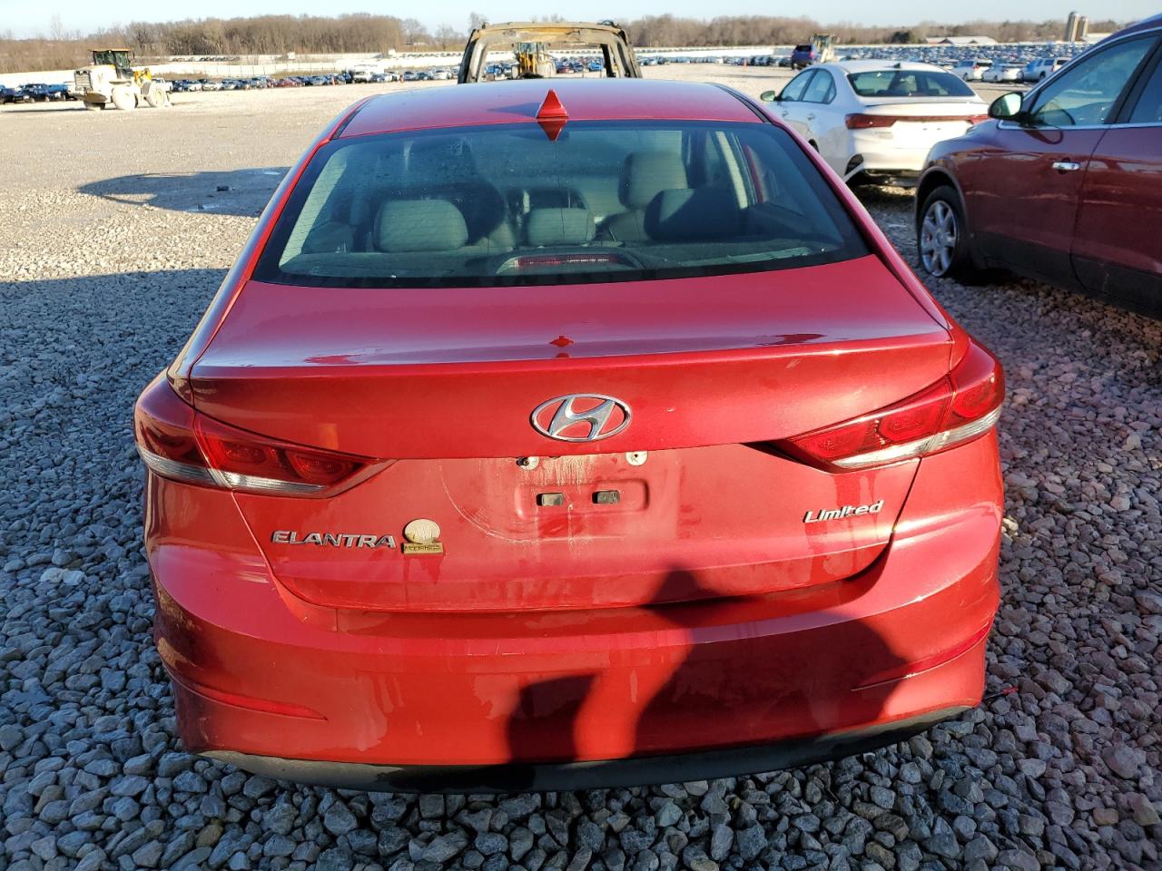 Photo 5 VIN: 5NPD84LF5HH044690 - HYUNDAI ELANTRA 