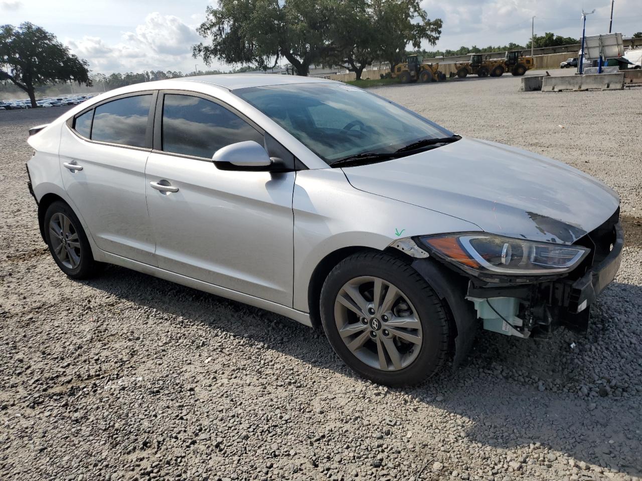 Photo 3 VIN: 5NPD84LF5HH046245 - HYUNDAI ELANTRA 