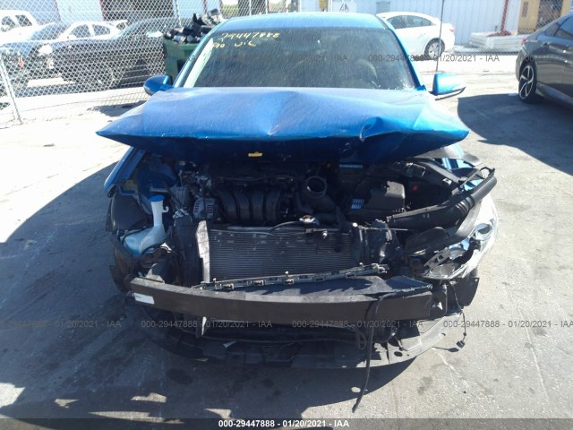 Photo 5 VIN: 5NPD84LF5HH057052 - HYUNDAI ELANTRA 