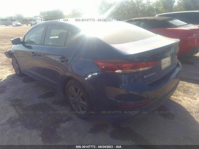 Photo 2 VIN: 5NPD84LF5HH063546 - HYUNDAI ELANTRA 