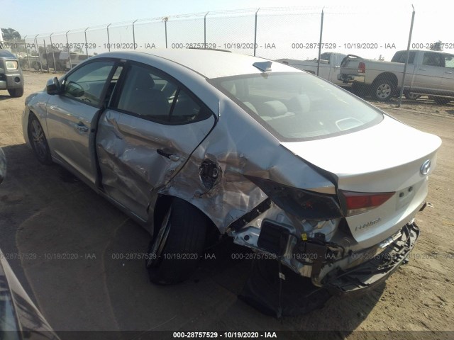 Photo 2 VIN: 5NPD84LF5HH068116 - HYUNDAI ELANTRA 