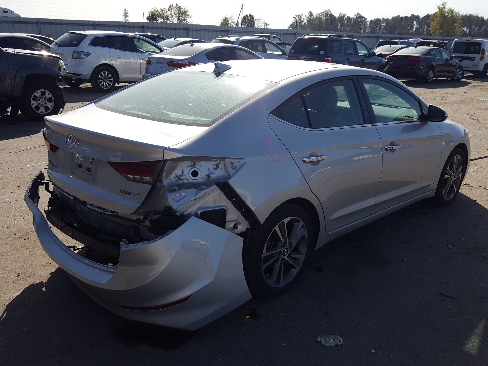 Photo 3 VIN: 5NPD84LF5HH069511 - HYUNDAI ELANTRA SE 