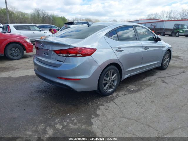 Photo 3 VIN: 5NPD84LF5HH076779 - HYUNDAI ELANTRA 