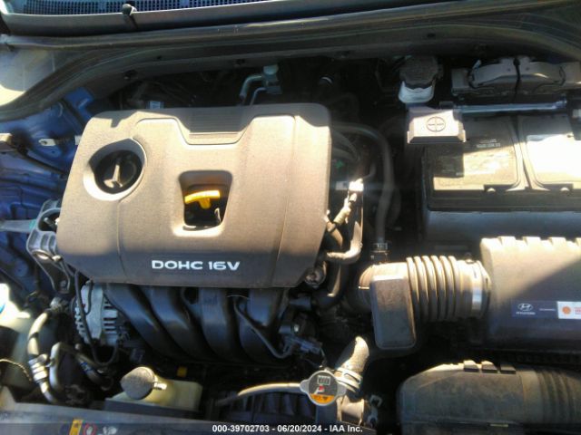 Photo 9 VIN: 5NPD84LF5HH077981 - HYUNDAI ELANTRA 