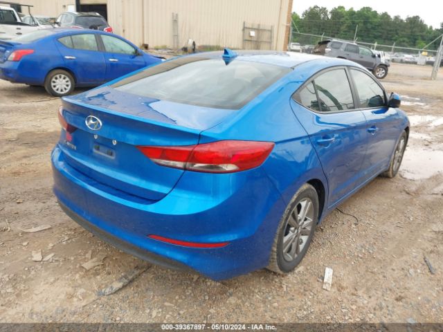 Photo 3 VIN: 5NPD84LF5HH084302 - HYUNDAI ELANTRA 