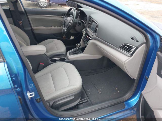 Photo 4 VIN: 5NPD84LF5HH084302 - HYUNDAI ELANTRA 