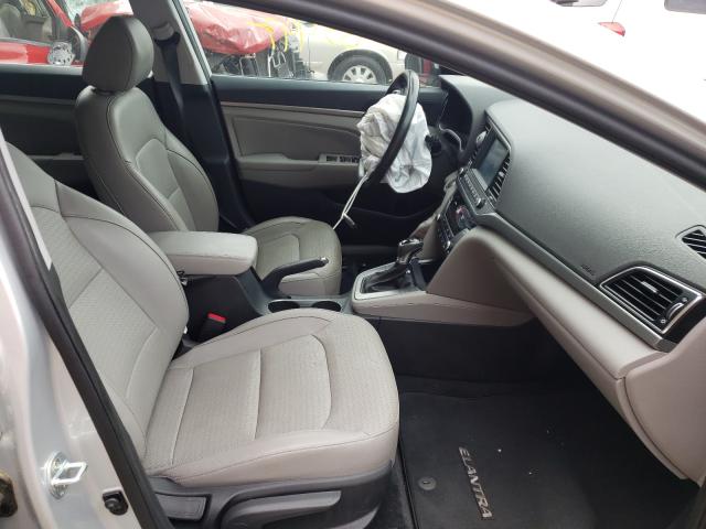 Photo 4 VIN: 5NPD84LF5HH087930 - HYUNDAI ELANTRA SE 