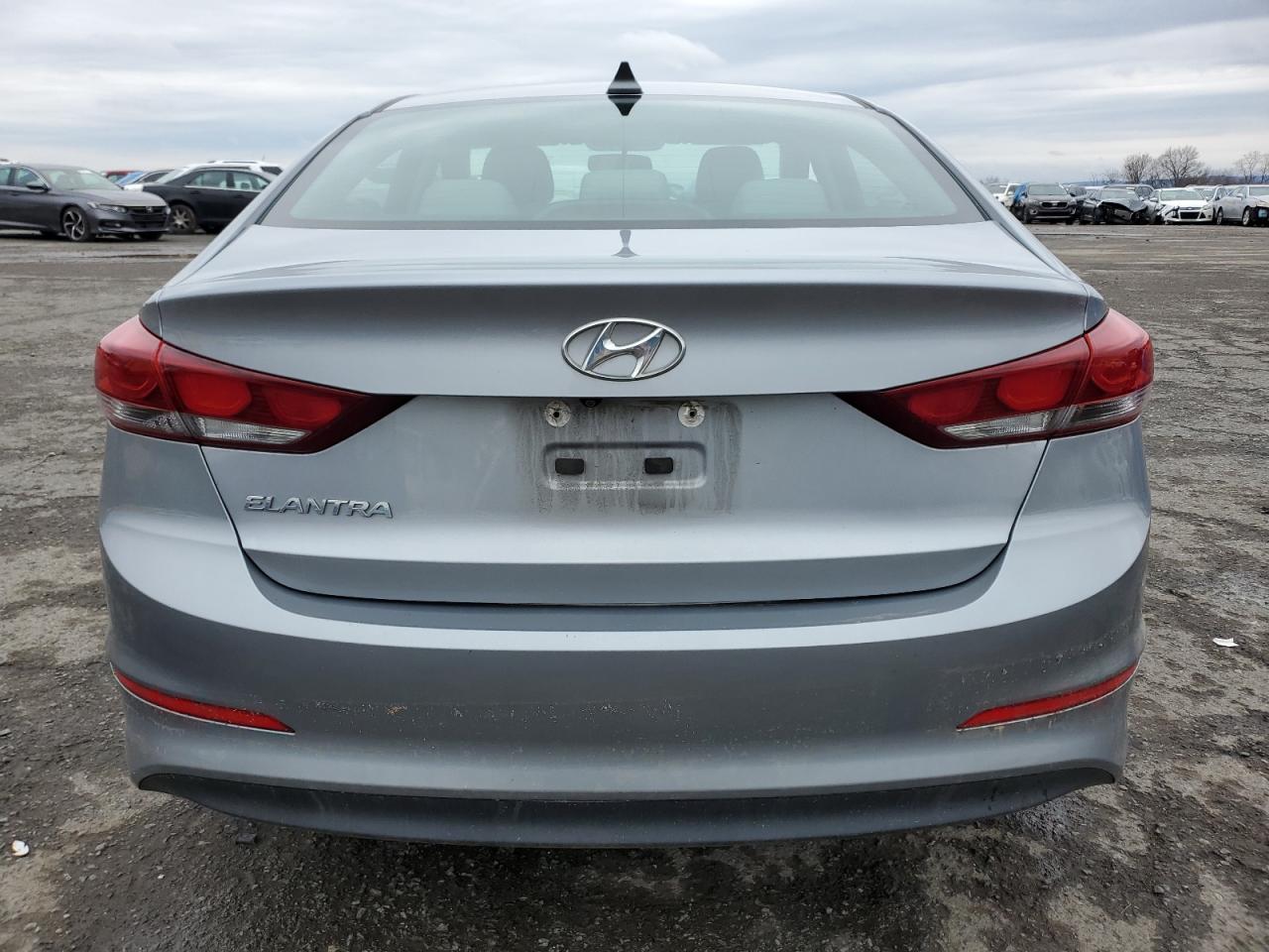 Photo 5 VIN: 5NPD84LF5HH091279 - HYUNDAI ELANTRA 