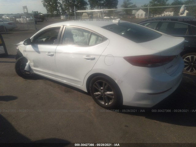 Photo 2 VIN: 5NPD84LF5HH093016 - HYUNDAI ELANTRA 