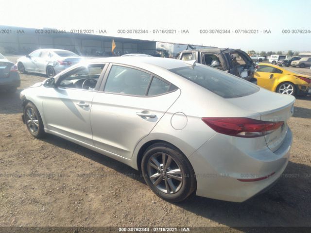 Photo 2 VIN: 5NPD84LF5HH099589 - HYUNDAI ELANTRA 