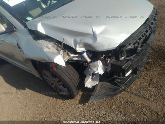 Photo 5 VIN: 5NPD84LF5HH099589 - HYUNDAI ELANTRA 