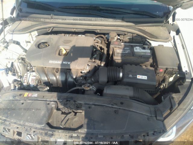 Photo 9 VIN: 5NPD84LF5HH099589 - HYUNDAI ELANTRA 