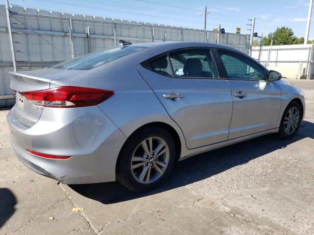 Photo 2 VIN: 5NPD84LF5HH102832 - HYUNDAI ELANTRA SE 