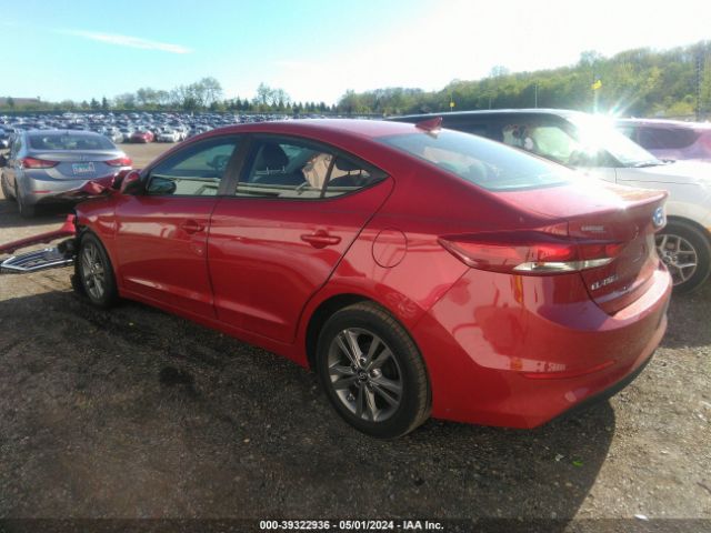 Photo 2 VIN: 5NPD84LF5HH106556 - HYUNDAI ELANTRA 