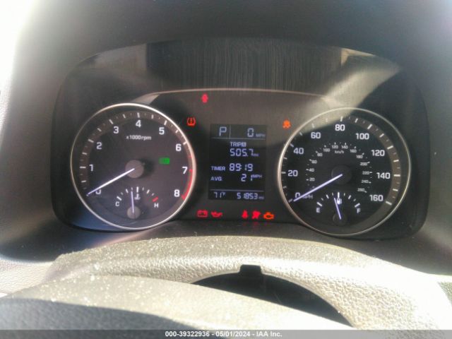 Photo 6 VIN: 5NPD84LF5HH106556 - HYUNDAI ELANTRA 