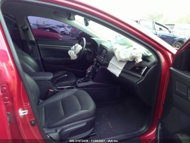 Photo 4 VIN: 5NPD84LF5HH116231 - HYUNDAI ELANTRA 