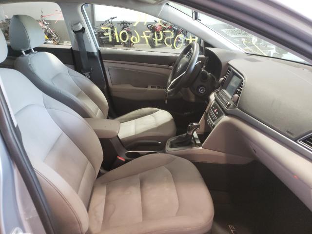 Photo 4 VIN: 5NPD84LF5HH116388 - HYUNDAI ELANTRA 