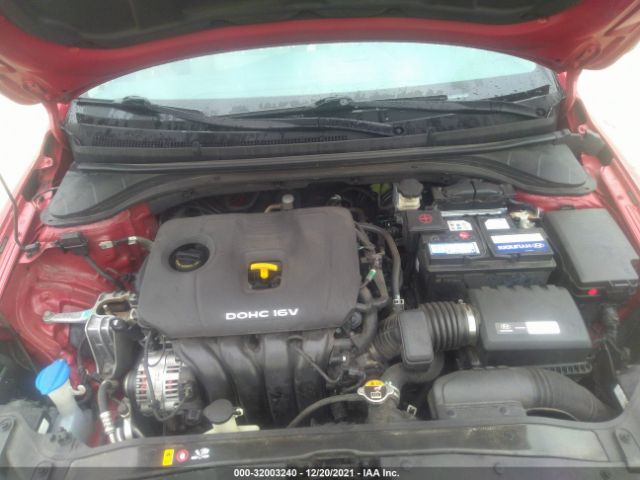 Photo 9 VIN: 5NPD84LF5HH116522 - HYUNDAI ELANTRA 