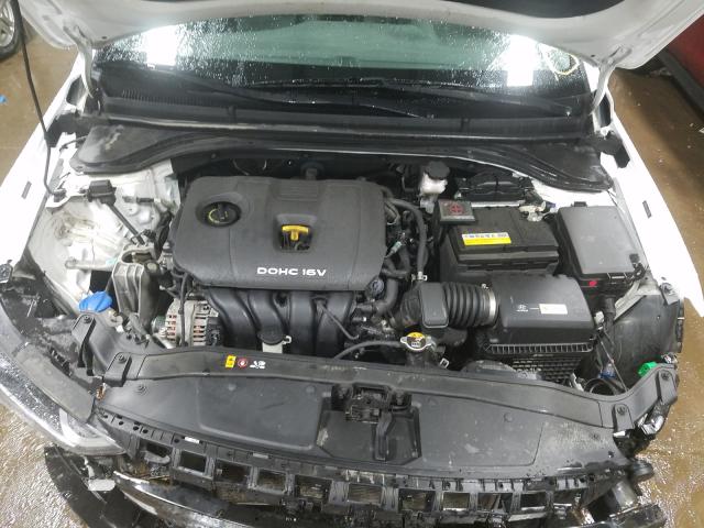 Photo 6 VIN: 5NPD84LF5HH116729 - HYUNDAI ELANTRA SE 