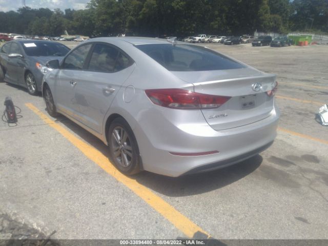 Photo 2 VIN: 5NPD84LF5HH118058 - HYUNDAI ELANTRA 