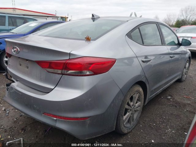 Photo 3 VIN: 5NPD84LF5HH118688 - HYUNDAI ELANTRA 