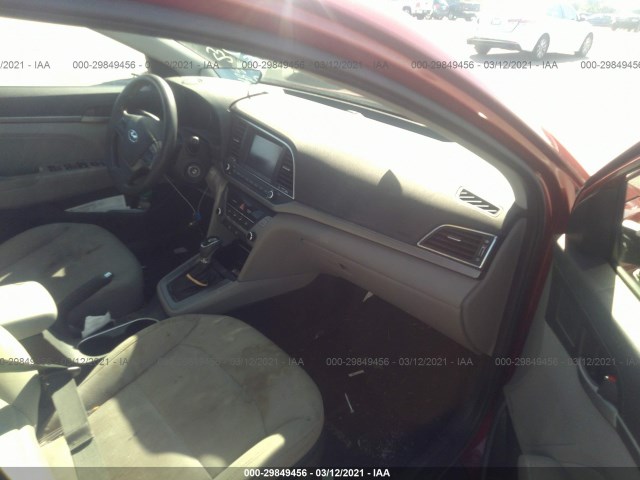 Photo 4 VIN: 5NPD84LF5HH122384 - HYUNDAI ELANTRA 