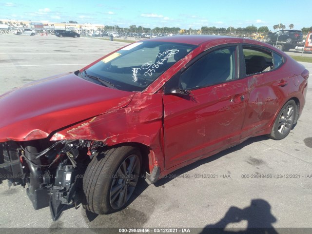 Photo 5 VIN: 5NPD84LF5HH122384 - HYUNDAI ELANTRA 