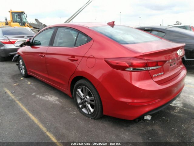 Photo 2 VIN: 5NPD84LF5HH122966 - HYUNDAI ELANTRA 