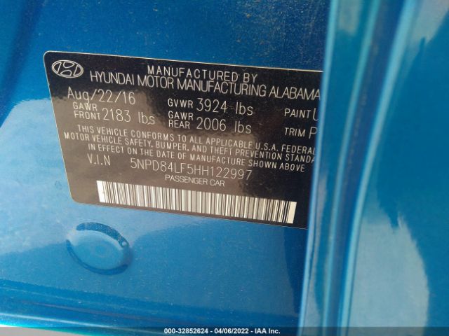 Photo 8 VIN: 5NPD84LF5HH122997 - HYUNDAI ELANTRA 