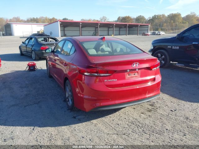 Photo 2 VIN: 5NPD84LF5HH133949 - HYUNDAI ELANTRA 