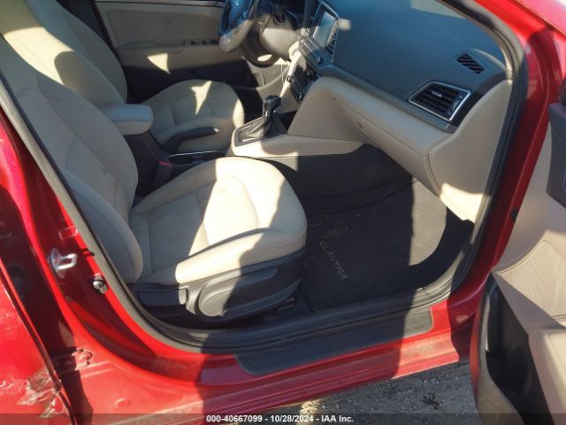 Photo 4 VIN: 5NPD84LF5HH133949 - HYUNDAI ELANTRA 