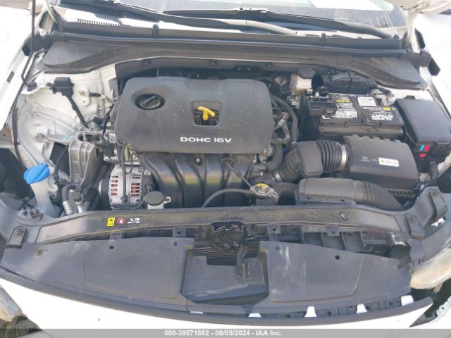 Photo 9 VIN: 5NPD84LF5HH144188 - HYUNDAI ELANTRA 