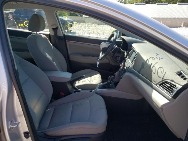 Photo 4 VIN: 5NPD84LF5HH144806 - HYUNDAI ELANTRA SE 