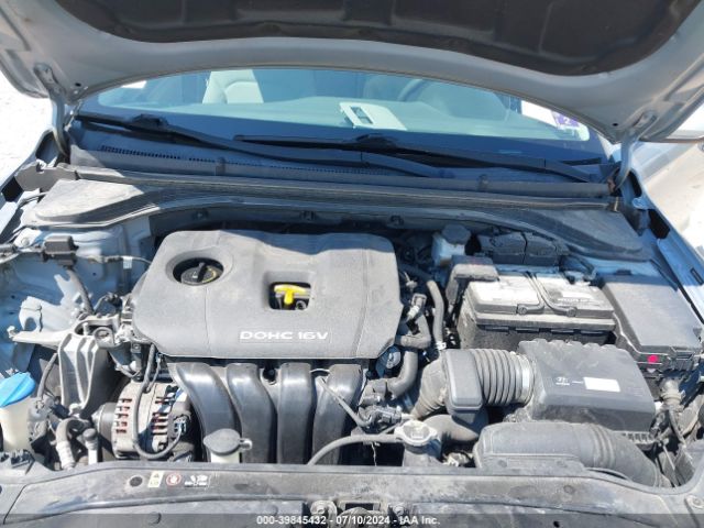 Photo 9 VIN: 5NPD84LF5HH153621 - HYUNDAI ELANTRA 