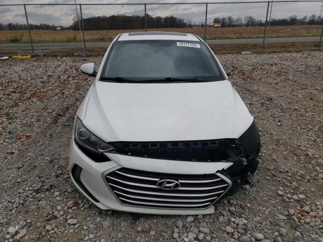 Photo 4 VIN: 5NPD84LF5HH154753 - HYUNDAI ELANTRA SE 