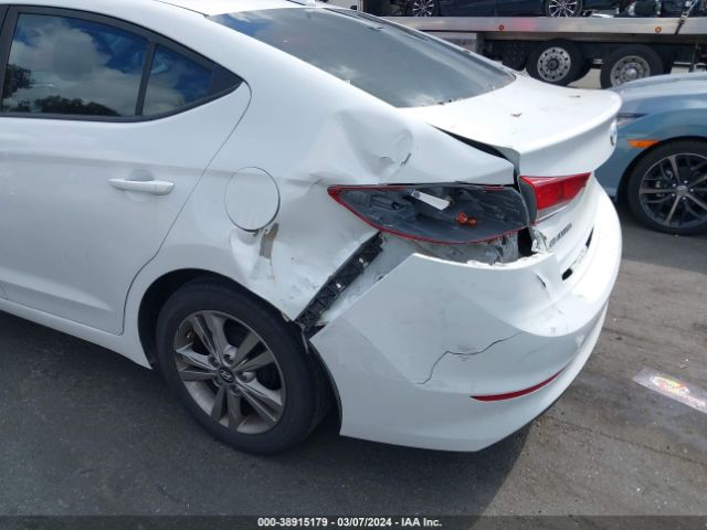 Photo 5 VIN: 5NPD84LF5HH169723 - HYUNDAI ELANTRA 