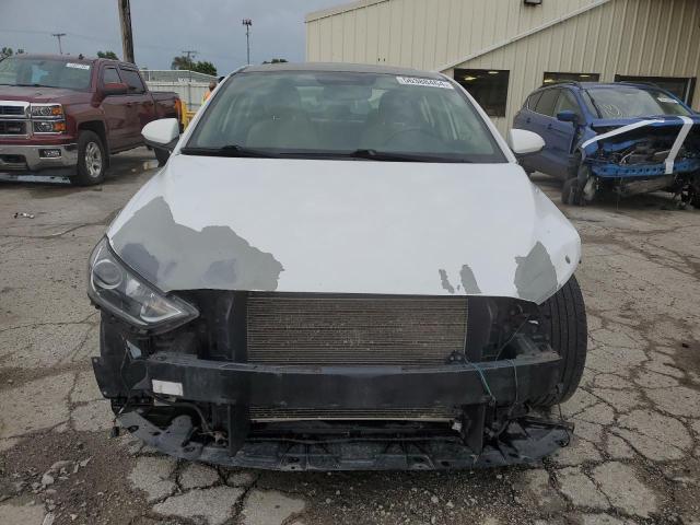 Photo 4 VIN: 5NPD84LF5HH174212 - HYUNDAI ELANTRA SE 