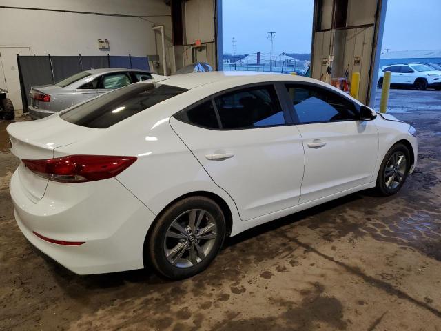 Photo 2 VIN: 5NPD84LF5HH184688 - HYUNDAI ELANTRA 