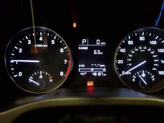 Photo 8 VIN: 5NPD84LF5HH184688 - HYUNDAI ELANTRA 