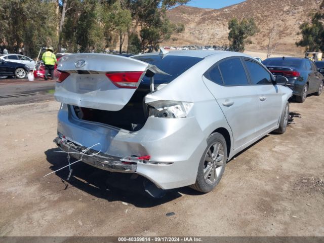 Photo 3 VIN: 5NPD84LF5HH185999 - HYUNDAI ELANTRA 