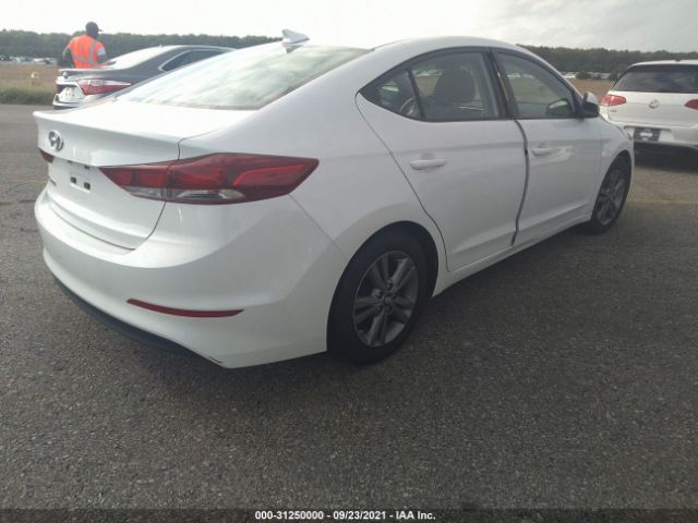 Photo 3 VIN: 5NPD84LF5HH186974 - HYUNDAI ELANTRA 