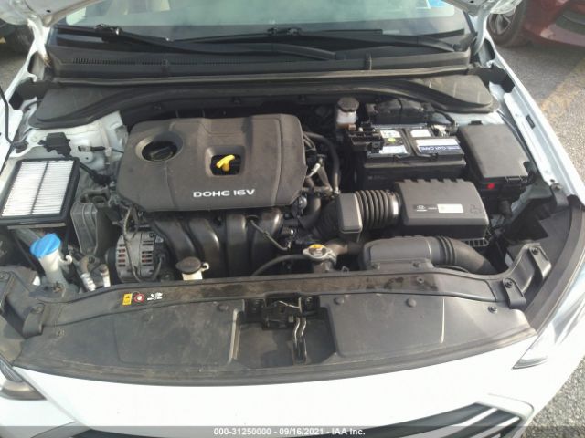 Photo 9 VIN: 5NPD84LF5HH186974 - HYUNDAI ELANTRA 