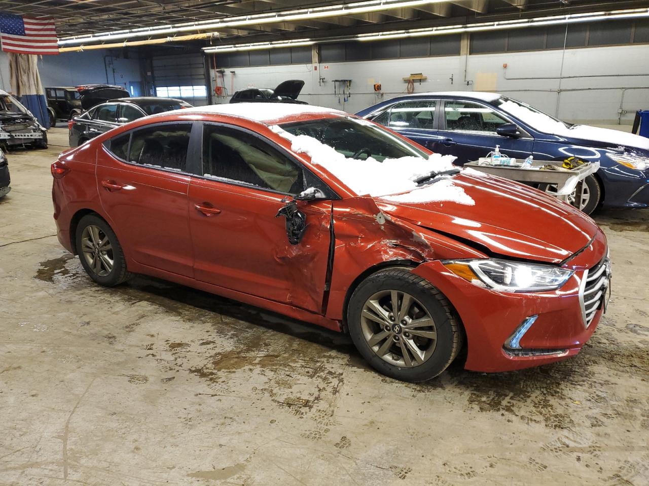 Photo 3 VIN: 5NPD84LF5HH205927 - HYUNDAI ELANTRA 