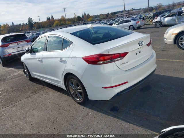 Photo 2 VIN: 5NPD84LF5HH209279 - HYUNDAI ELANTRA 